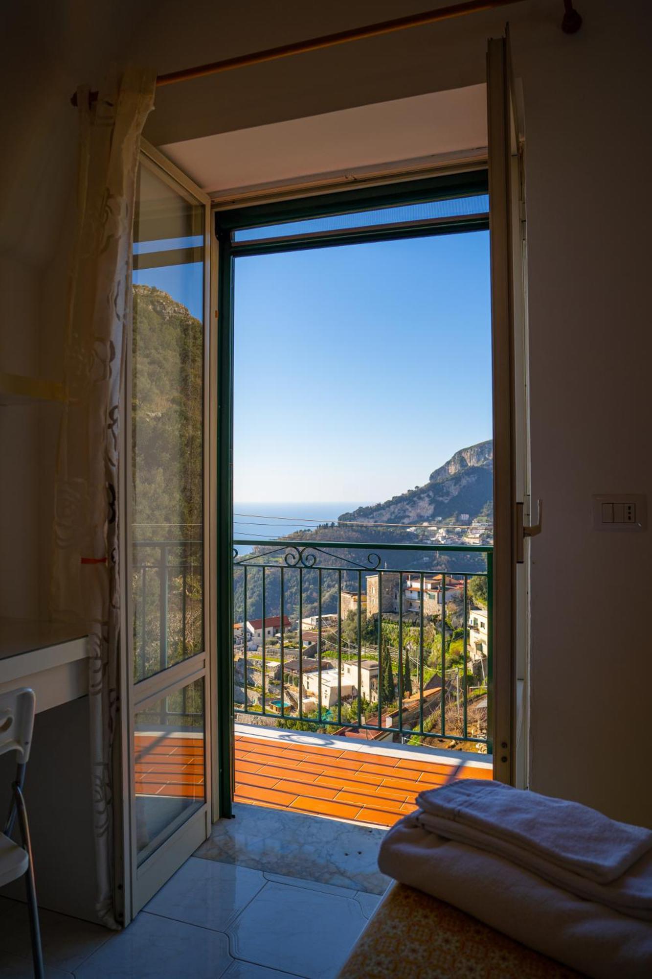 Appartement Minuta Skyline à Pontone Extérieur photo